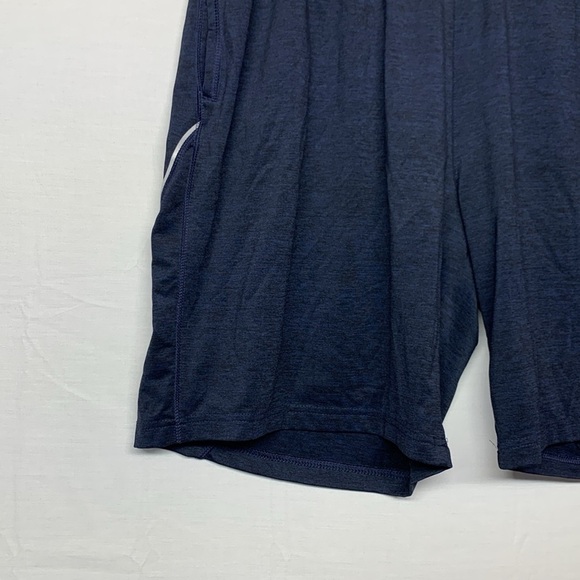 Men’s Reebok Shorts - Picture 3 of 8